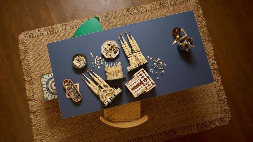 The LEGO Sagrada Família Set Should Have Followed the Hogwarts Castle Release Strategy