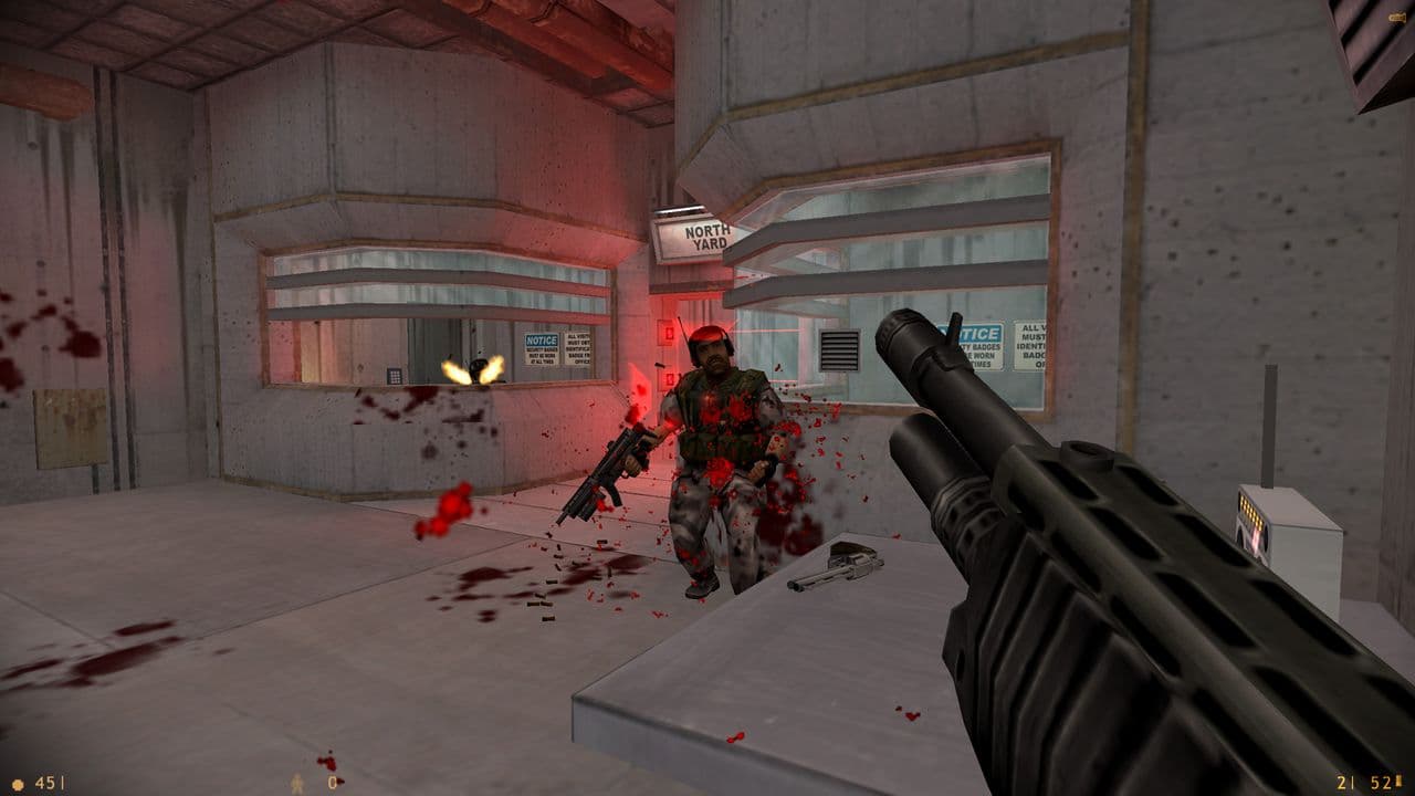  A developer got the original Half-Life running on a 2007 Nokia N95 at a respectable 30 fps, plus it even works with a mouse and keyboard 