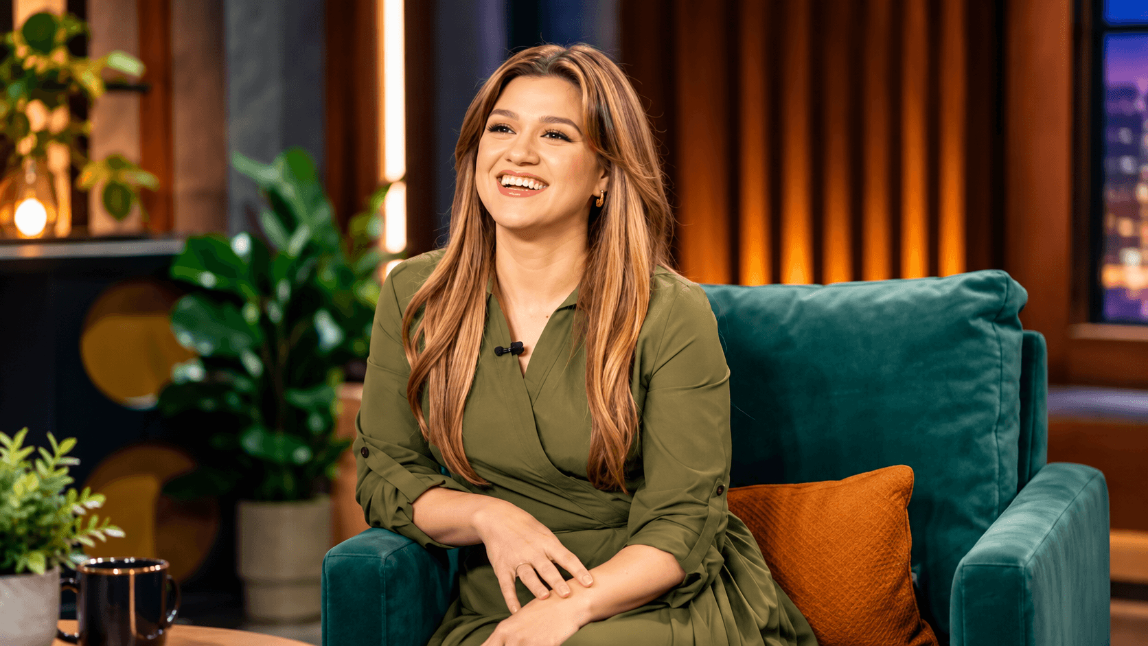 The Kelly Clarkson AI Backlash: Why Fans Are Revolting Over Her Synthesized Vocals